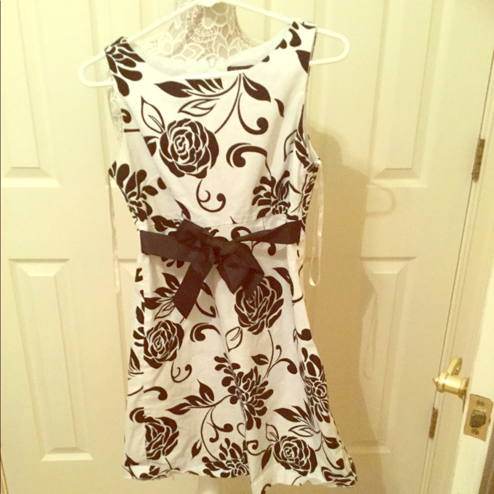 Kim Rogers dress size 8